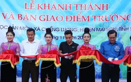 Độ Mixi tham dự lễ khánh thành và bàn giao điểm trường tại Sơn La