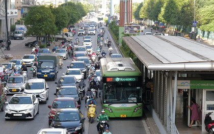 Hà Nội khẳng định BRT giảm ùn tắc giao thông vào nội đô