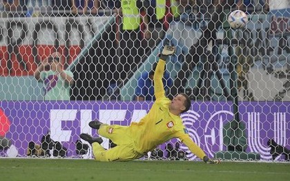 Szczesny tiết lộ bí quyết cản cú sút 11m siêu khó của Messi