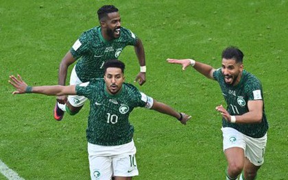 ĐT Saudi Arabia bị chỉ trích sau World Cup 2022: Nỗi khổ của gã nhà giàu