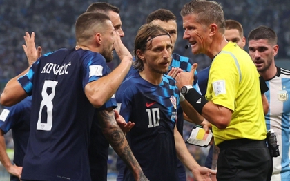 Cầu thủ Croatia trách trọng tài tặng Argentina phạt đền