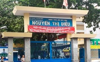 Thực hư thầy giáo nước ngoài ở quận 3 bị cho nghỉ dạy vì "bênh học sinh"