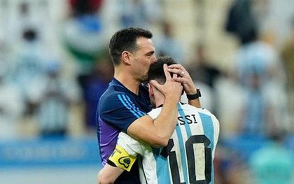 HLV Argentina hứa giữ chỗ cho Messi dự World Cup 2026