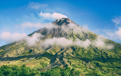 Muôn cách chặn dòng dung nham ngọn núi lửa lớn nhất thế giới ở Hawaii: Dùng cả máy bay ném bom lẫn 'niềm tin' đều vô vọng