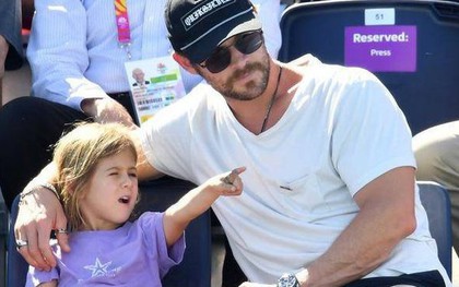 "Thần Sấm" Chris Hemsworth dạy con theo cách "không giống ai"