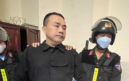 "Chia tay đòi quà'', đại gia Việt kiều dọa công khai ảnh ''nóng''