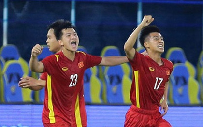 Trung Thành ghi bàn vào lưới U23 Thái Lan: "Tôi học đá phạt từ anh Quang Hải"