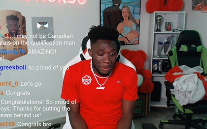 "Cây hài" Alphonso Davies khóc hết nước mắt khi chứng kiến Canada lần đầu dự World Cup sau 36 năm