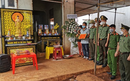 Công an huyện trao 91 triệu đồng hỗ trợ gia đình có 3 con nhỏ chết đuối