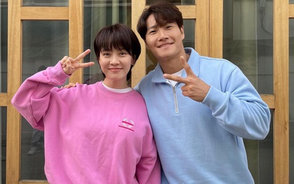 Bị Song Ji Hyo hỏi thẳng: "Đã bao giờ rung động với em chưa?", Kim Jong Kook có câu trả lời "nhói tim"