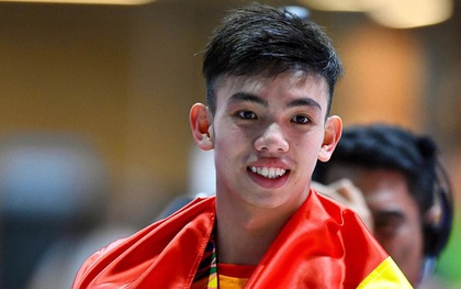 Nguyễn Huy Hoàng phá kỷ lục bơi 400m trước thềm SEA Games 31