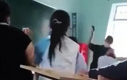 Đắk Lắk: Kỷ luật khiển trách với nữ sinh dùng mũ bảo hiểm đánh bạn nam trong lớp học