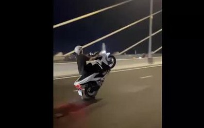 Xử lý thanh niên biểu diễn "bốc đầu" xe trên phố đi bộ Nguyễn Huệ, cầu Thủ Thiêm 2