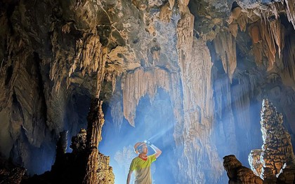 Hang Tú Làn có gì mà dạo này nhiều người tới trekking đến thế? Ngay cả hội chị em văn phòng cũng vác túi lên đường!