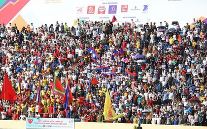 Sân Thiên Trường lập kỷ lục vô tiền khoáng hậu
