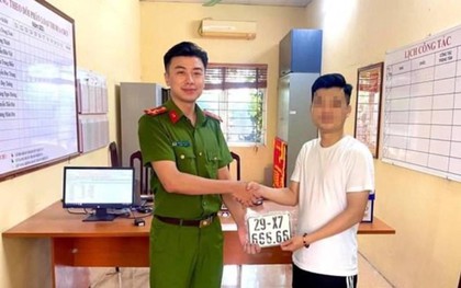 Người đàn ông ở Hà Nội bấm được biển "ngũ quý" 6