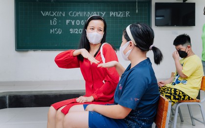Cùng mẹ Minh Trang “bỏ túi” bí quyết chăm con sốt sau tiêm vaccine Covid-19