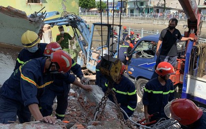 TP.HCM: Sập công trình nhà dân, 2 người thương vong