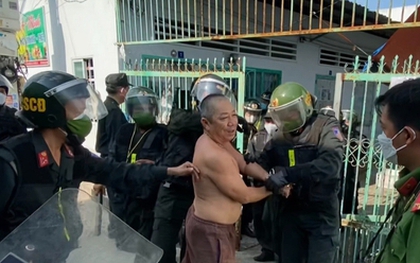 Cảnh sát cơ động bắt nhiều băng nhóm hoạt động kiểu xã hội đen ở Tiền Giang
