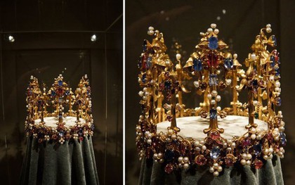 Chiếc vương miện cổ nhất của nước Anh, trải qua biết bao thế kỷ thăng trầm, vẻ đẹp hiện tại vẫn gây trầm trồ kinh ngạc