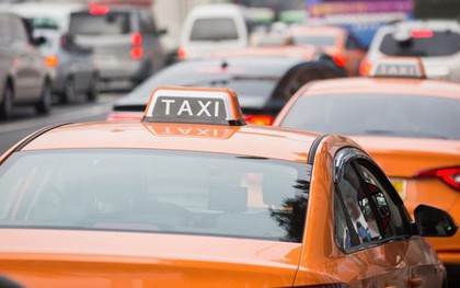 Hàn Quốc khủng hoảng taxi: Người dân khó đặt xe ban đêm, tài xế trẻ đồng loạt bỏ việc