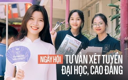 Chùm ảnh: Dàn nữ sinh xinh xắn chiếm sóng trong ngày hội Tư vấn xét tuyển Đại học, Cao đẳng 2022