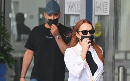 Lindsay Lohan lộ diện lần đầu tiên sau khi kết hôn