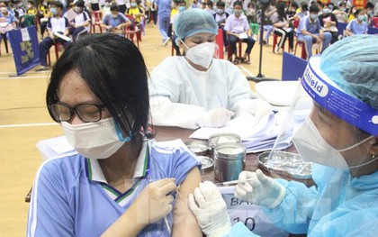 Đà Nẵng nói gì trước thông tin "buộc trẻ từ 5-12 tuổi tiêm vắc xin để được đến trường"?