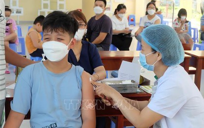 Nhiều địa phương không đạt tiến độ tiêm vaccine ngừa COVID-19 mũi 3, mũi 4