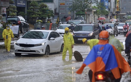 Hà Nội mưa to là ngập, Công ty thoát nước được đề nghị tặng huân chương