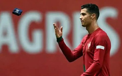 Ronaldo lại ném băng đội trưởng Bồ Đào Nha