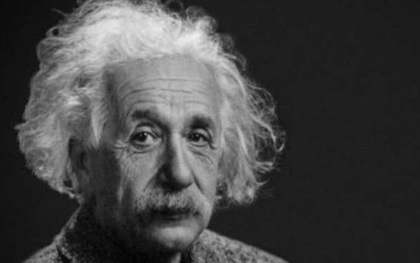 Sốc khi bộ não bị đánh cắp của nhà bác học Einstein nằm trong... lọ sốt mayonnaise