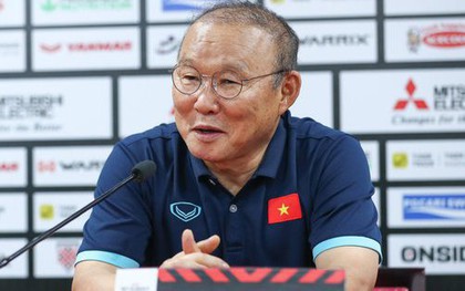 Chung kết AFF Cup 2022: Bị đối thủ đánh trúng điểm yếu, HLV Park Hang-seo vẫn còn "quân bài tẩy" vào phút chót