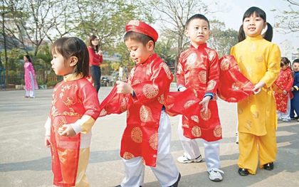 5 điều cha mẹ nhất định phải dạy con mỗi dịp Tết đến Xuân về