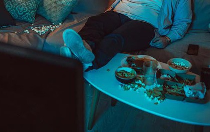 Nền "kinh tế lười biếng" ngày càng bùng nổ bởi người trẻ chấp nhận vung tiền cho các dịch vụ để không phải làm việc nhà
