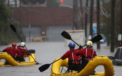 Mưa lớn gây lũ lụt ở New York sẽ là điều "bình thường mới" do biến đổi khí hậu