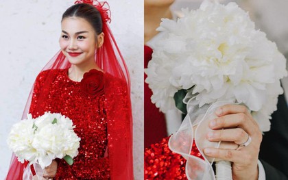 Hoa cầm tay mang ý nghĩa vương giả trong ngày vui Thanh Hằng và chồng nhạc trưởng: Giá tiền gây tò mò!
