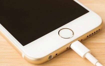 Mỗi ngày nên sạc điện thoại tối đa bao nhiêu lần?