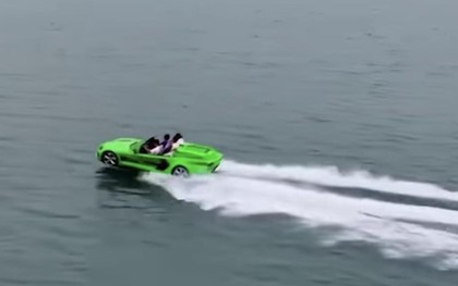 Siêu xe "lướt trên mặt nước" tại Vịnh Hạ Long bị đình chỉ hoạt động