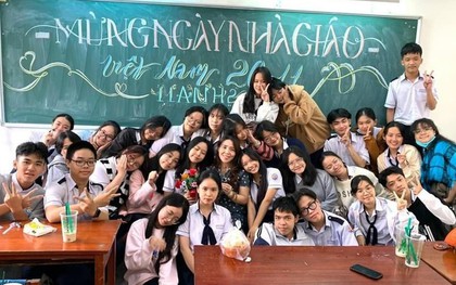 Trường học ở Phú Yên tặng tiền cho học sinh tổ chức ngày Nhà giáo Việt Nam
