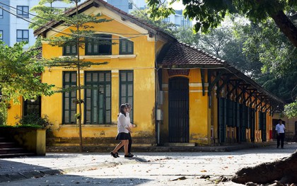 Hà Nội có thể có thêm 1 trường THPT chuyên: Cảnh đẹp "siêu thực", hàng loạt ngôi sao nổi tiếng từng theo học