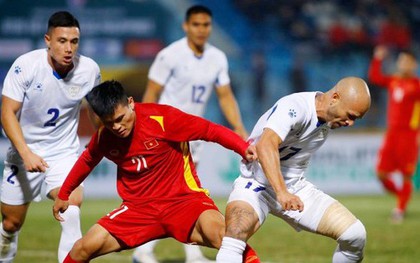Giảm giá “sập sàn”, vé xem ĐT Việt Nam trên đất Philippines vẫn ế