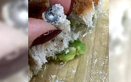 Cô gái tố gãy răng khi ăn bánh mỳ "nhân ốc vít", siêu thị bắt xóa bài mới xử lý