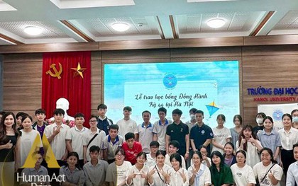 Hơn 2 thập kỷ đồng hành để trao quyền được ước mơ cho sinh viên Việt Nam, lan tỏa tinh thần “lá lành đùm lá rách” vượt biên giới