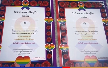 Các cặp đôi LGBT được đăng ký kết hôn tại tỉnh Rayong (Thái Lan) nhân dịp Valentine