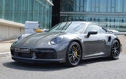 Đại gia Hoàng Kim Khánh lần đầu tính "đổi gió" sang Porsche 911, chọn mỗi màu sơn thôi đã tốn gần 200 triệu đồng