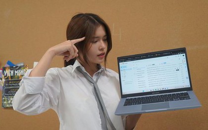 Đạt IELTS 8.0 ngay ở lần thi đầu, nữ sinh Hà Nội chia sẻ loạt mẹo học tập đơn giản nhưng hữu ích: Ai cũng có thể tham khảo