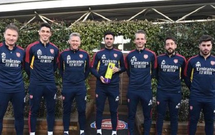 Vượt qua Wenger, HLV Arteta đi vào lịch sử Arsenal