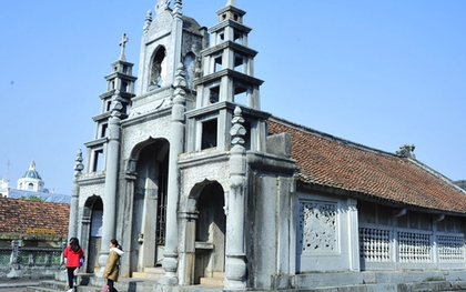 Chiêm ngắm ngôi nhà thờ hoàn toàn bằng đá ở Ninh Bình: "Viên ngọc" trong quần thể nhà thờ Phát Diệm