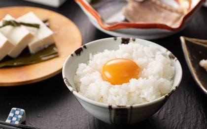 Người Nhật có 1 "mẹo" ăn cơm giúp hạ đường huyết, tránh tăng cân: Chuyên gia nói gì?